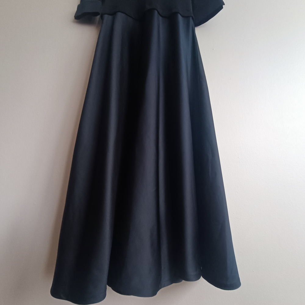 Vintage Holt Renfrew Black Evening Gown - Size 12 Modern 8-10 - Picture 5 of 13